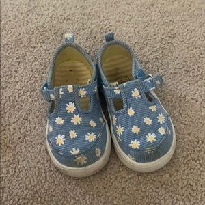 Toddler shoes